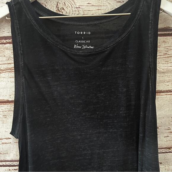 TORRID Classic Fit Black Heathered Tank Top Sz 1 - Picture 2 of 3